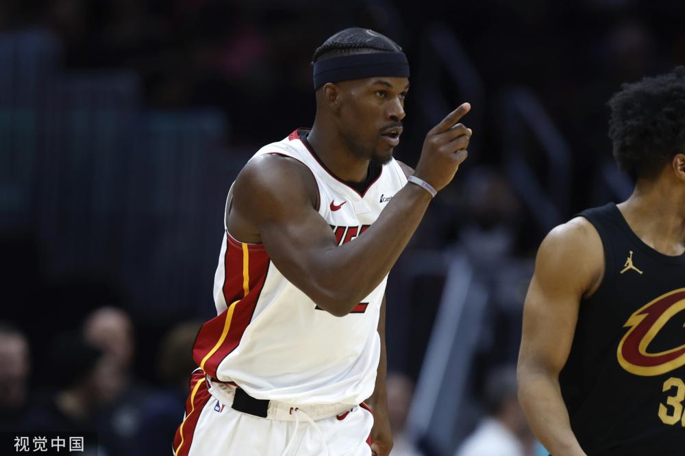 在一首作品 在一首作品