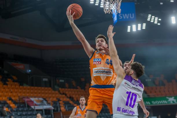 新的高潮 新的高潮